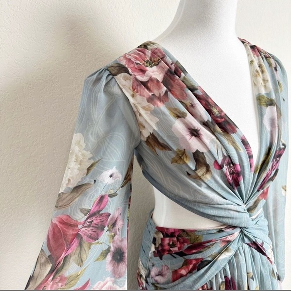 PatBo cut-out twist front midi-dress, long sleeve, open back, lined. - Picture 6 of 8